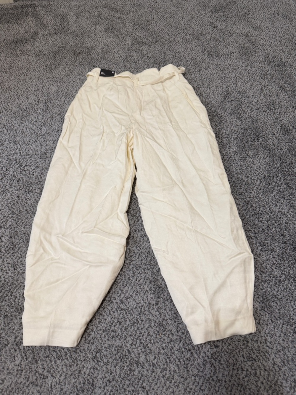 Express Cream Cropped Drawstring Pants - Picture 3 of 3